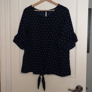 Shirt made in canada. Brand is como black